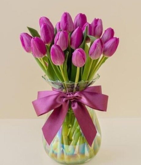 Florero de 20 tulipanes (color a elegir)