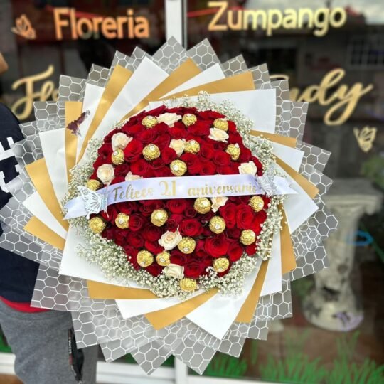 Ramo de 90 rosas rojas, 10 rosas blancas, 24 chocolates Ferrero Rocher, mariposas y listón